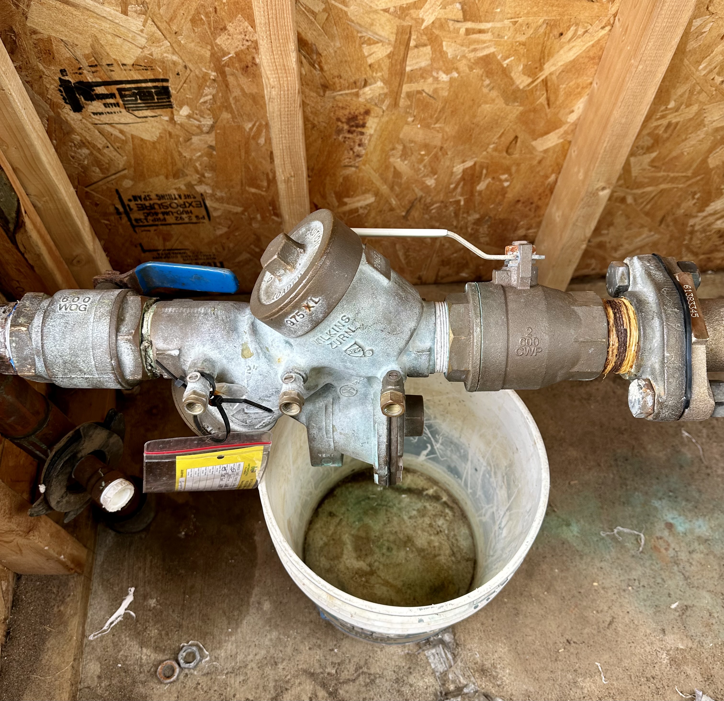 RPZ backflow preventer assembly